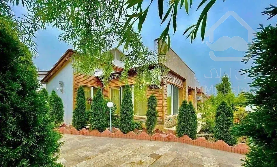 ویلا باغچه همکف 201 متری شهرکی سند تک‌برگ