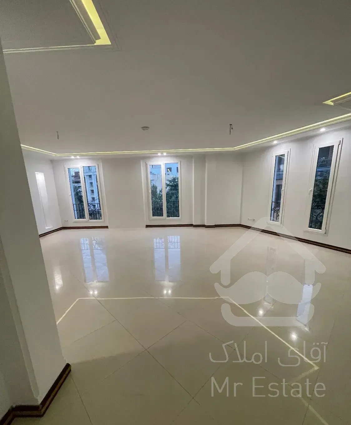 کامرانیه ۱۸۰ متر ۳ خواب خوش ساخت لوکیشن دنج