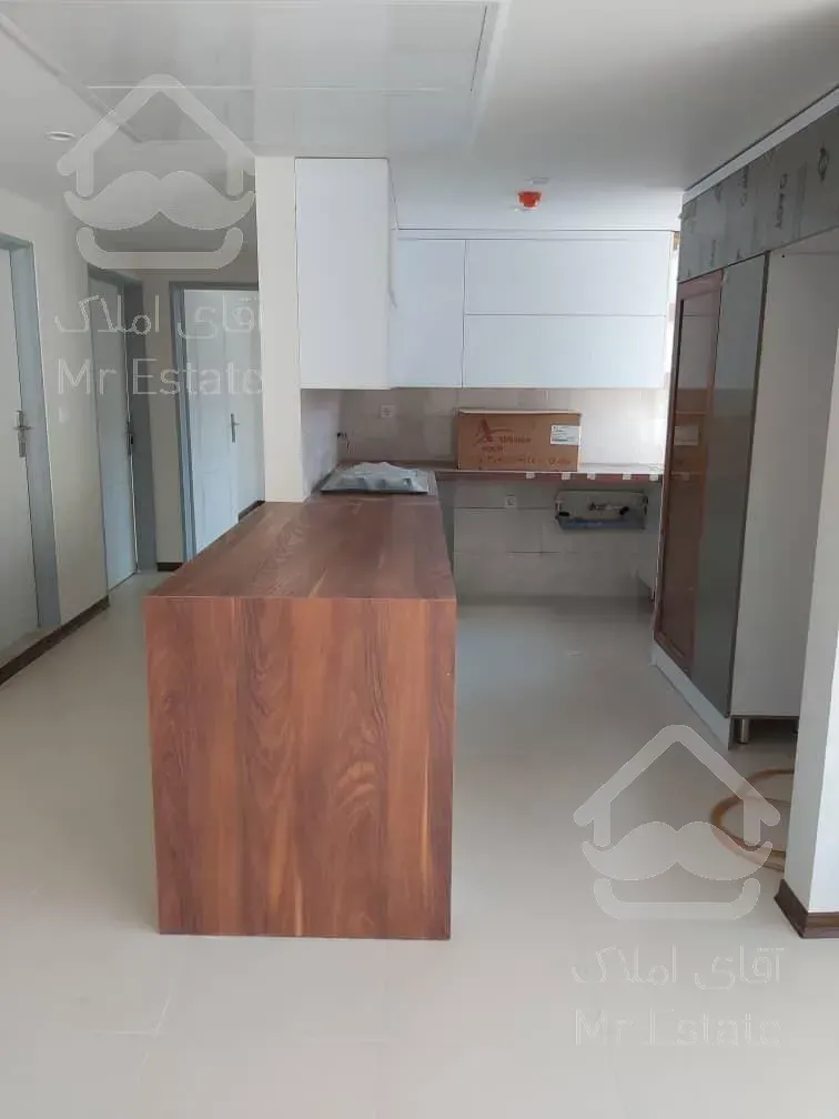 ۱۰۰متری ۲خوابه واقع در شهرک گلستان غربی