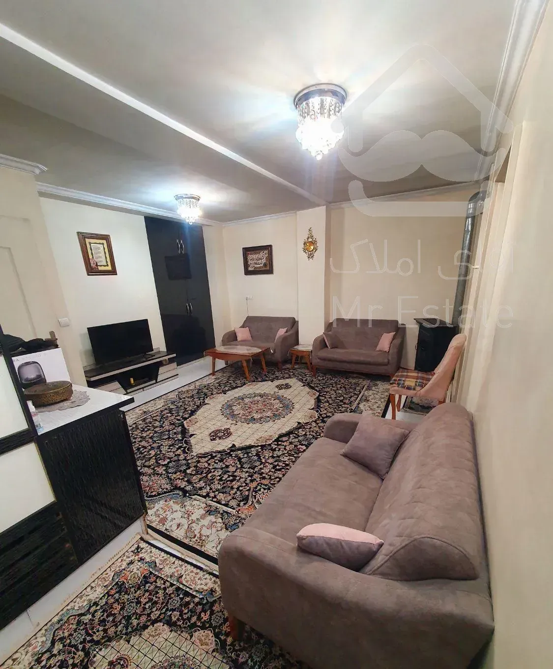 فروش آپارتمان ۵۰ متری ۱ خوابه طبقه ۲ در عبدل‌آباد