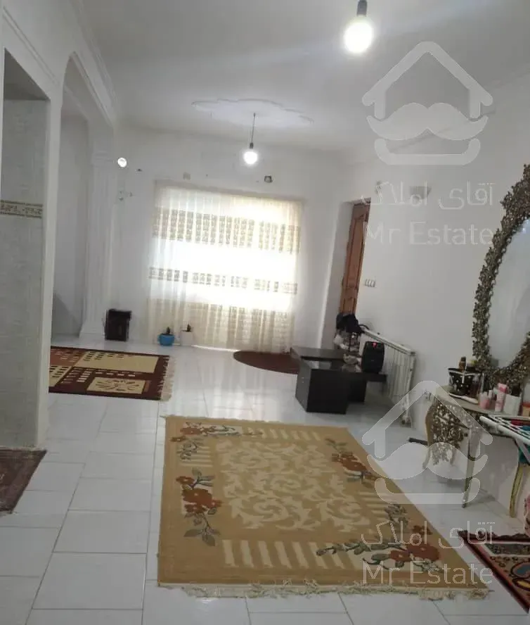 84 متر نور/خیابان مسجد جامع