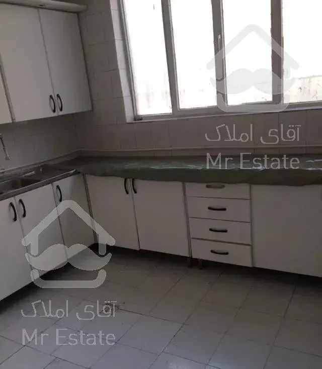 آپارتمان 80 متری میدان اطلاعات