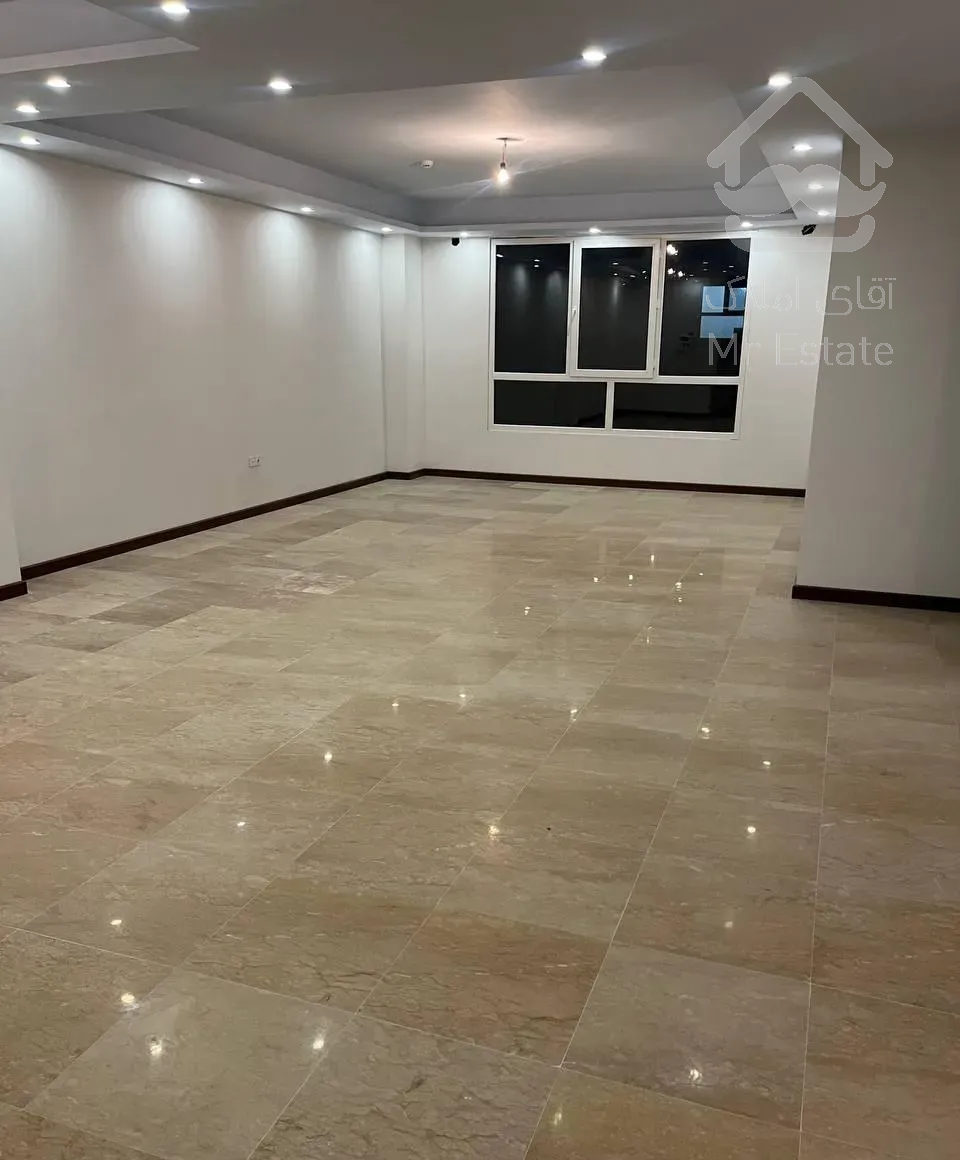 ۱۰۱ متر دو خواب فول امکانات / سازمان برنامه