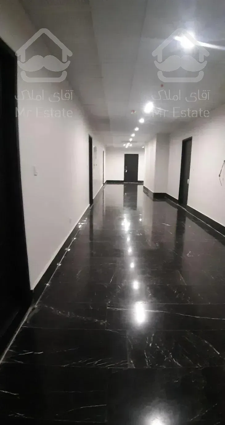 ۷۱متر اداری مجتمع برند*آکاداسنتر دریاچه چیتگر*