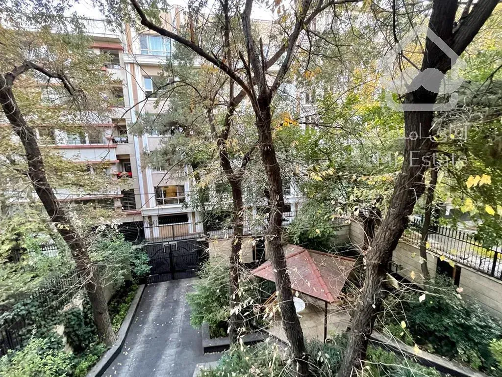 اجاره و رهن آپارتمان محمودیه 135  متر شیک