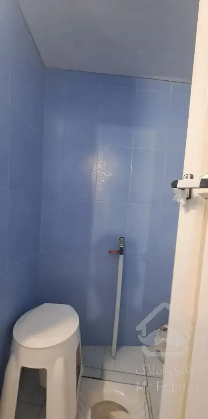 ۹۰متری خ جنبازان ط۳ اسانسوردار .املاک قیومی نیا