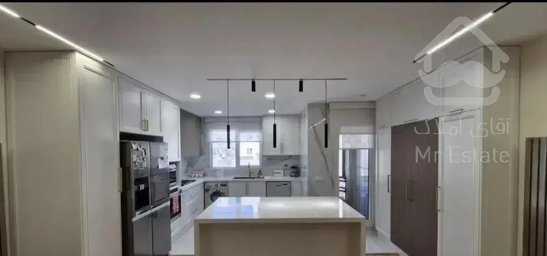 ۹۶متر/دو خواب/فول امکانات/مستطیل طلایی