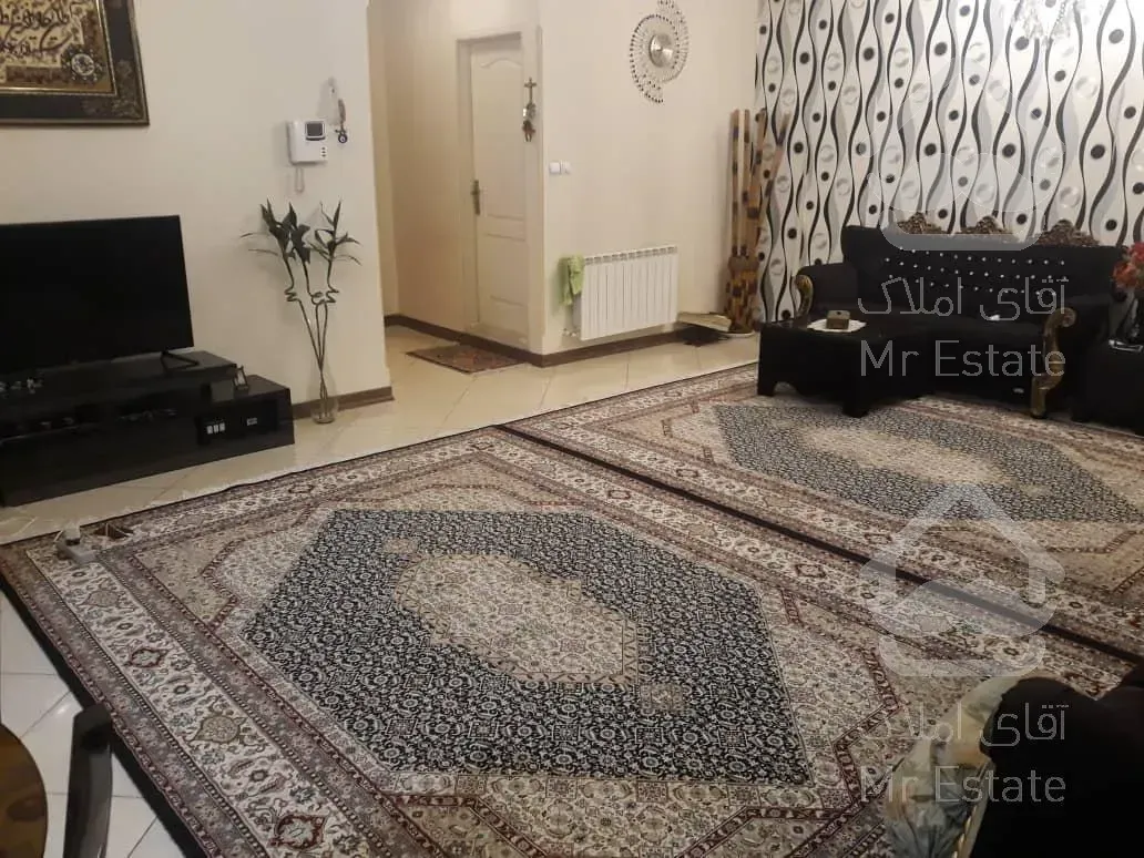 ۸۳متری دوخوابه هاشمی