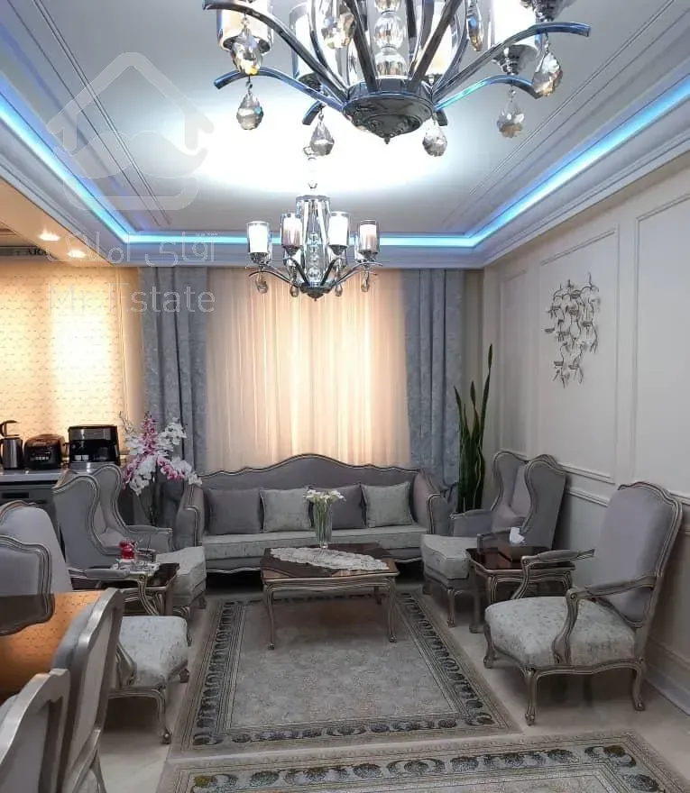 ۶۰ متر/اسانسور انباری/ نارمک فرجام