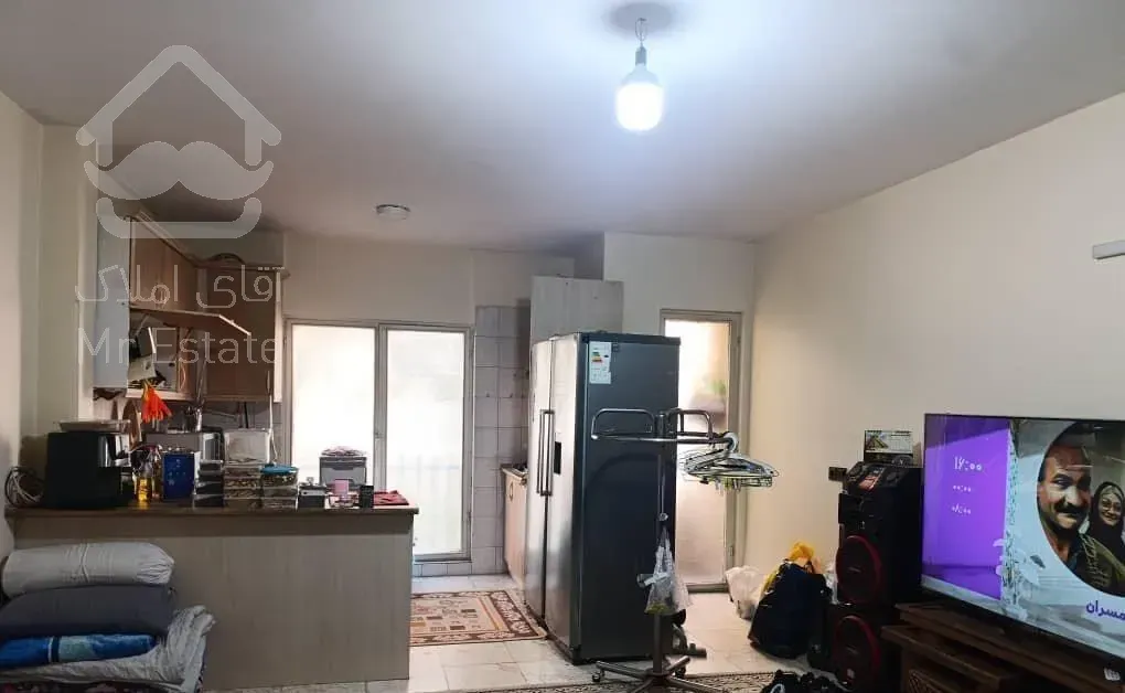 املاک، ۶۰ متر پارکینکدار