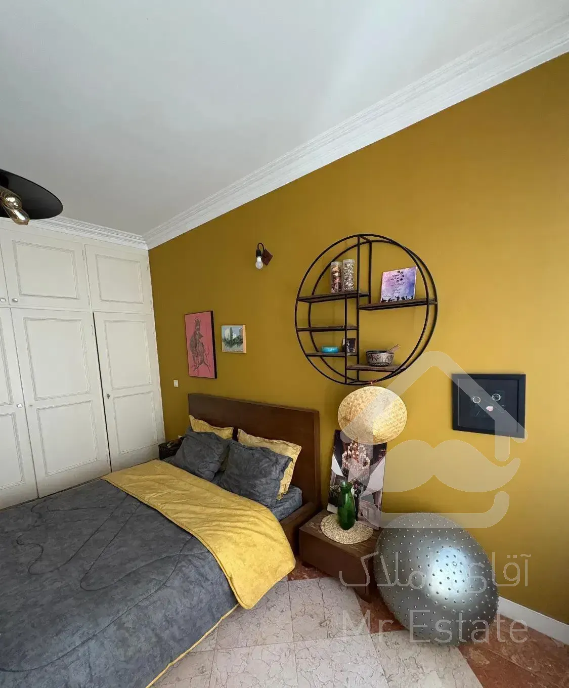 ۱۱۰ متر دو خواب موقعیت اداری  لارستان - ولیعصر