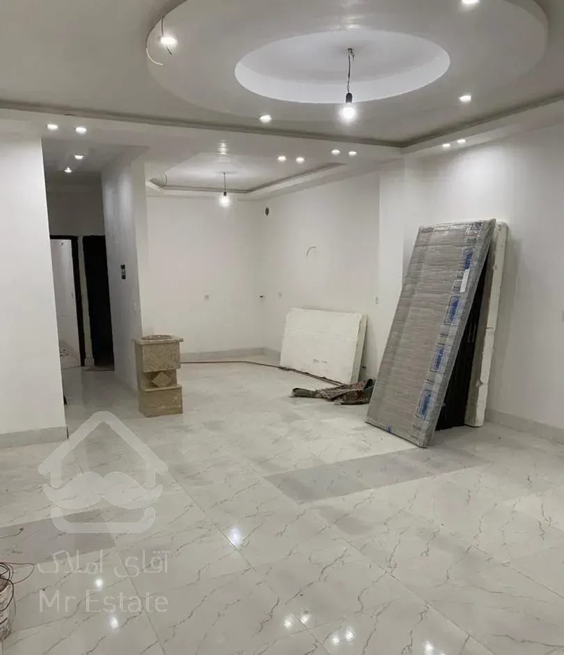 فروش آپارتمان ۹۰متری کلید نخورده سند دار/مرکز شهر