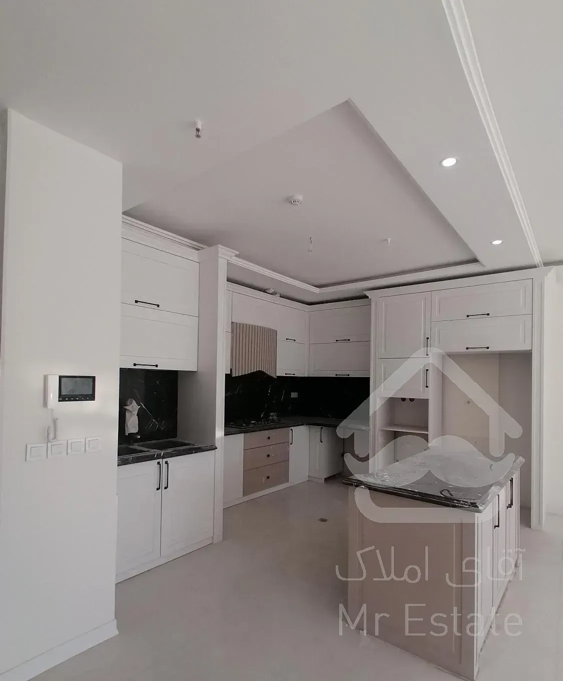 آپارتمان۹۵متری/فول امکانات/شخصی ساز/اکبری