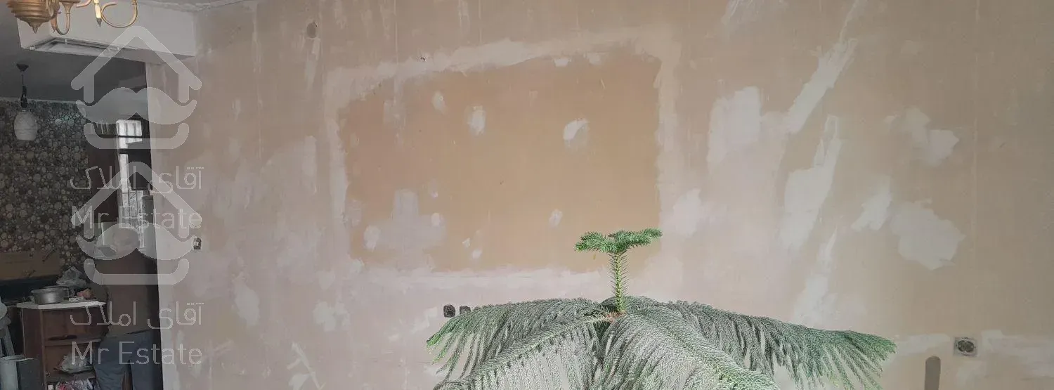 نصاب کاغذ دیواری و پوستر