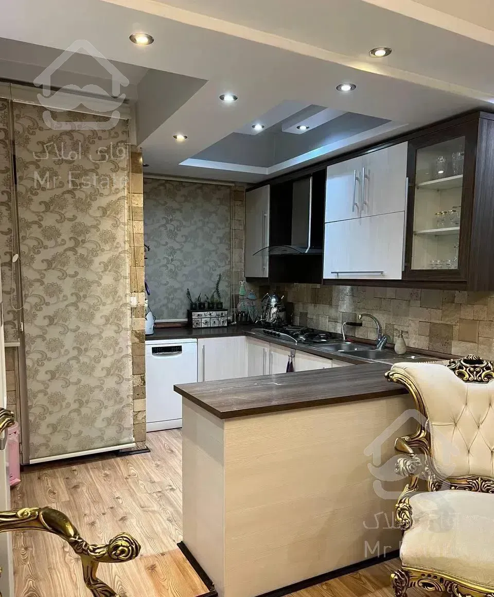 80 متر /  اردیبهشت / فول بازسازی