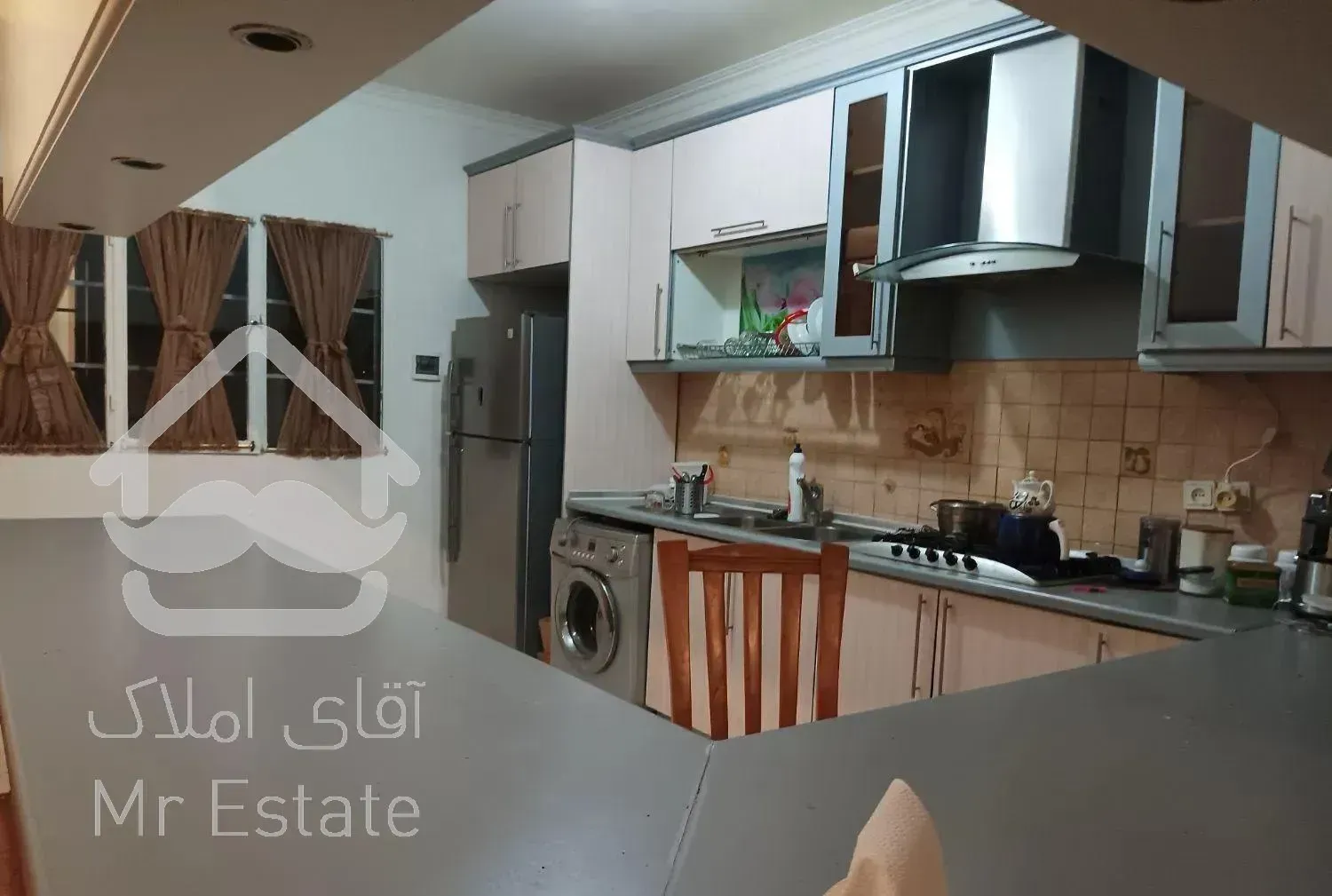 120 متر ، 2 خواب 2 پارکینگ، گاندی خارج از طرح