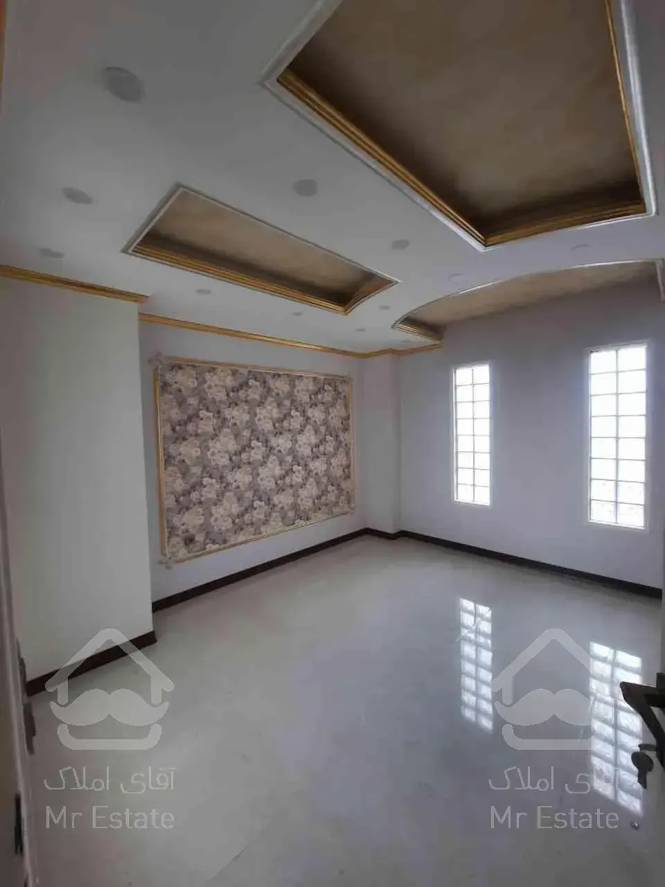 فروش ویلا ۵۲۰ متری