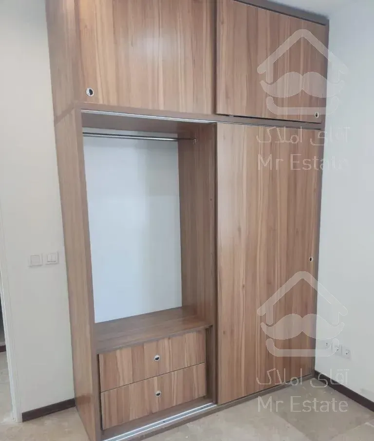 واحد 100 متری کلید نخورده در دولت