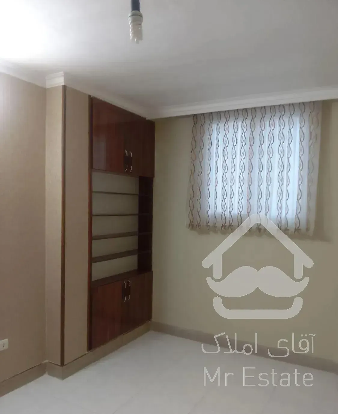 آپارتمان ۱۳۵متری،سه خواب،شیک