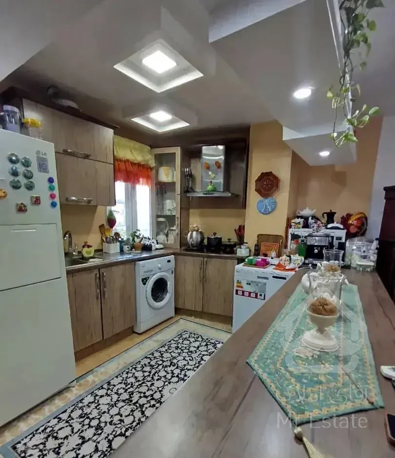 آپارتمان بر بیست متری