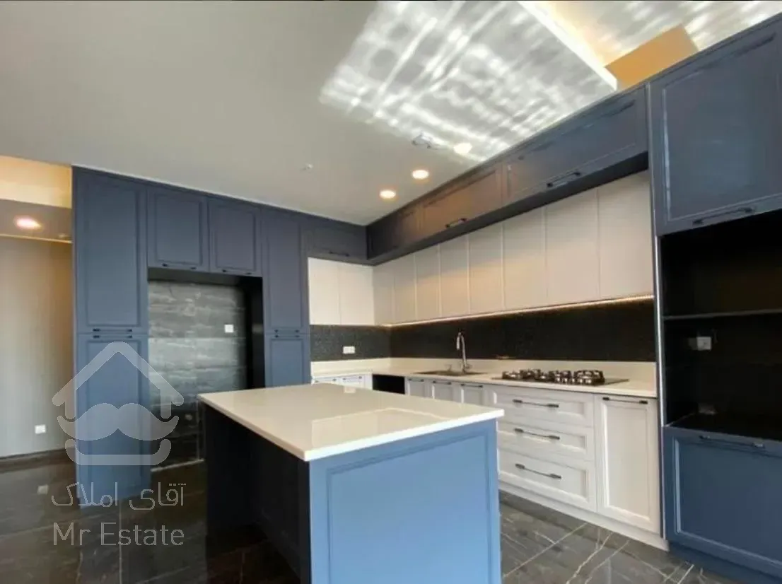 فروش آپارتمان۹۰متردردریاچه چیتگر تهران