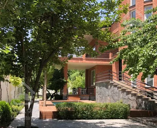 ویلا باغ ۱۱۰۰ متری لواسان