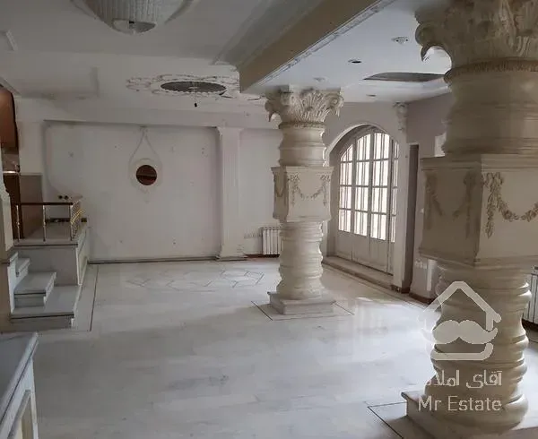 نیاوران ویلا ۷۰۰ متر مناسب انواع مشاغل و سکونت