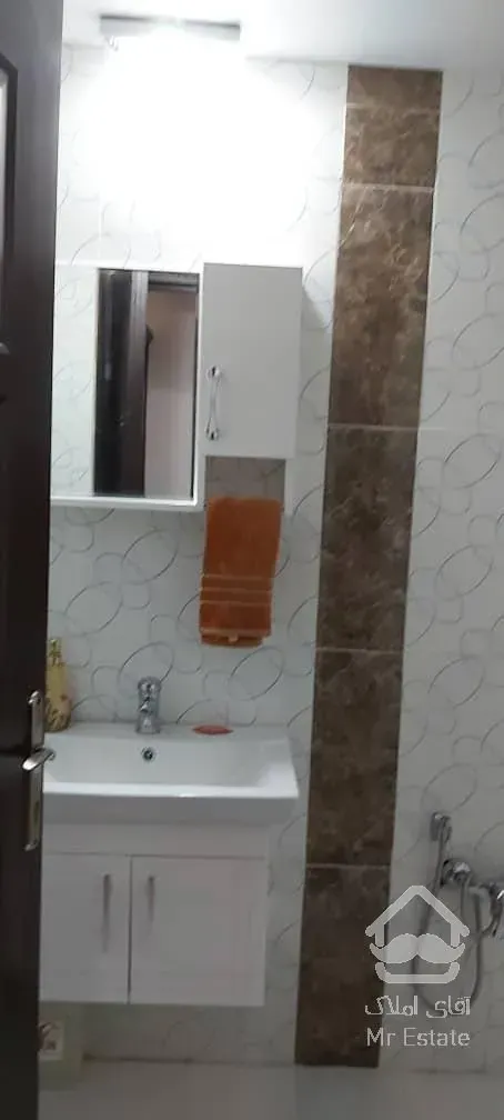 اپارتمان۱۳۰متری معلم