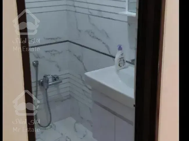 بلوارکشاورز ولیعصر۱۱۲متر ۳خواب ۲ساله تک واحدی