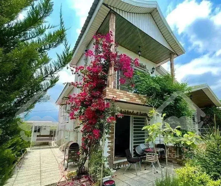 ویلا باغ 280 متری شهرک معروف محمودآباد