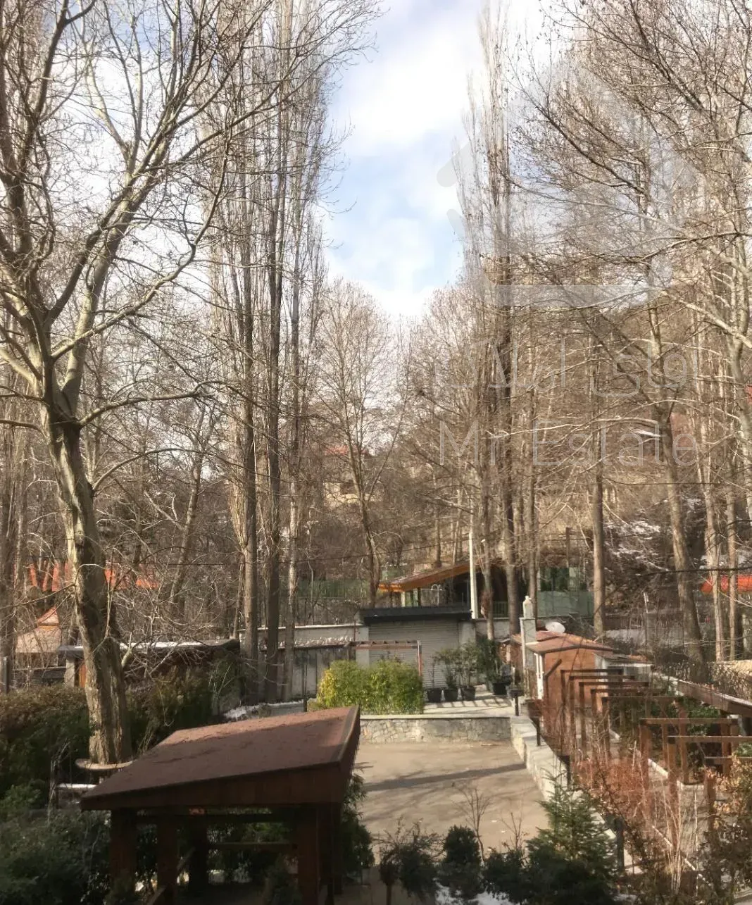 آپارتمان نگین اوشان131متر/800متر حیاط/OUSHAN VILLA