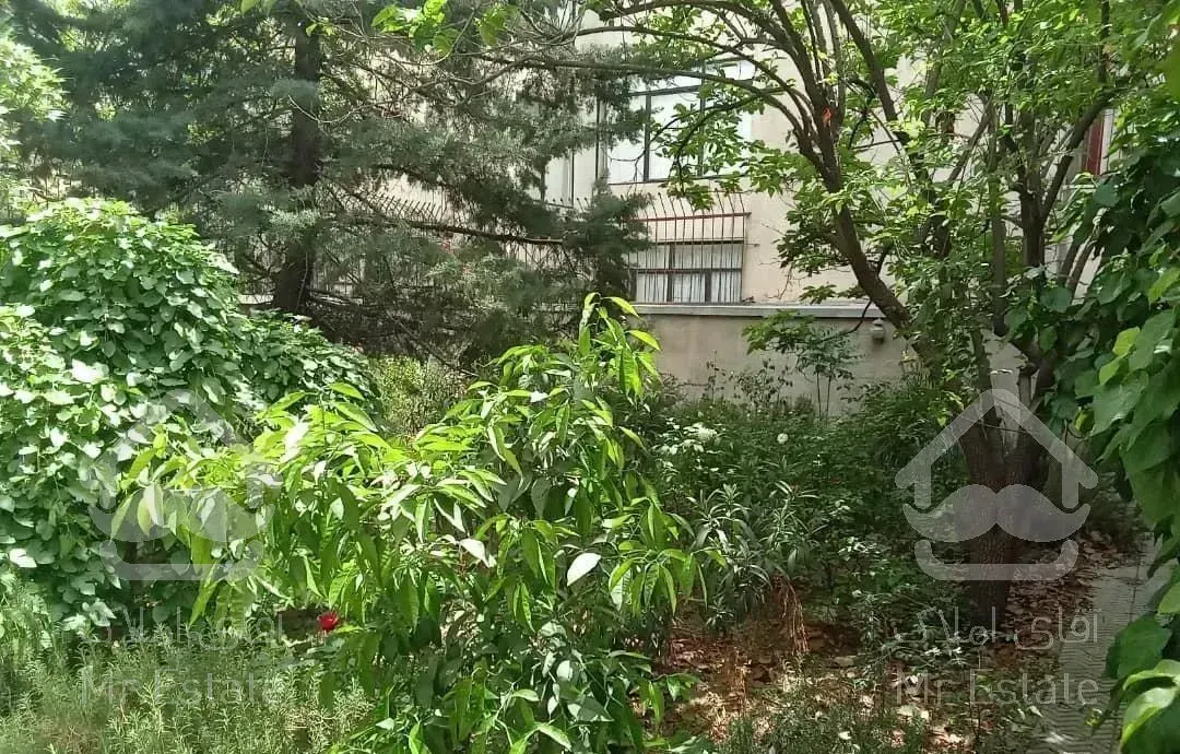 آپارتمان۲۰۰متری۳خوابه با۲۰۰مترحیاط اختصاصی