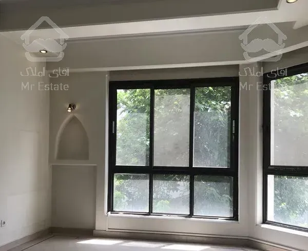 ۲۲۰ متر آپارتمان خوش نقشه