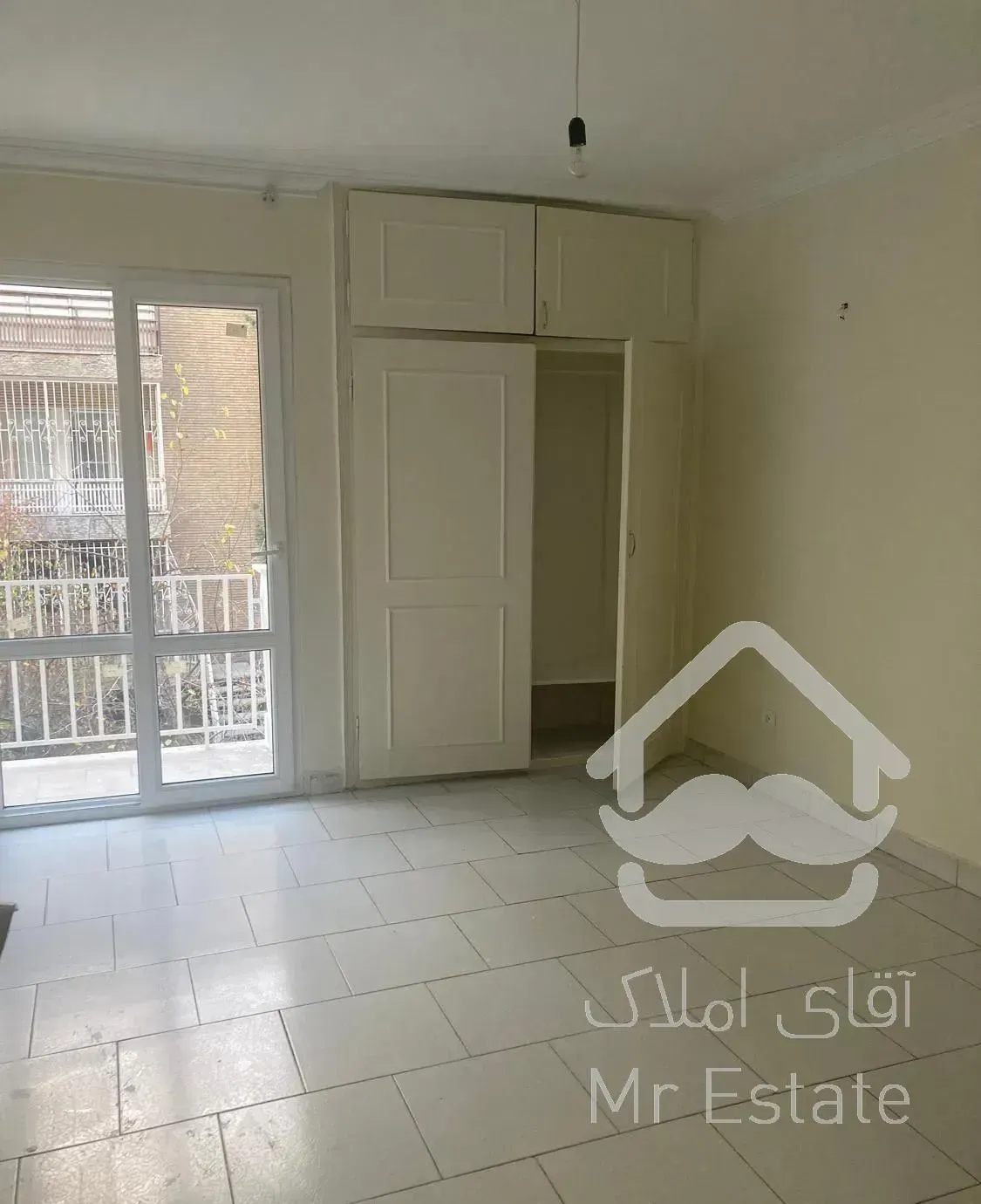 آپارتمان 115متر 2 خواب گاندی