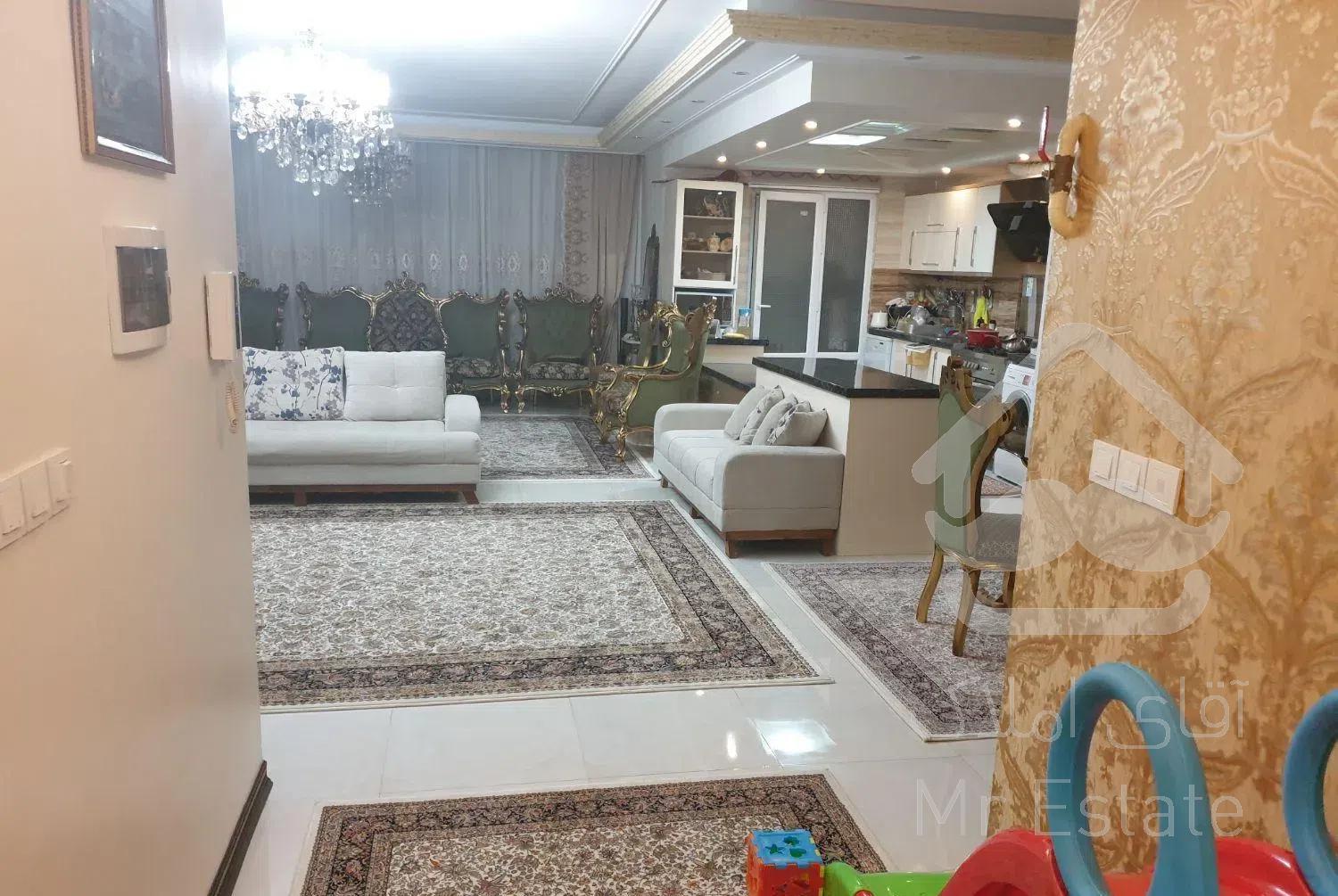 آپارتمان ۱۱۴متر، تک واحد، بیگلو تهرانی