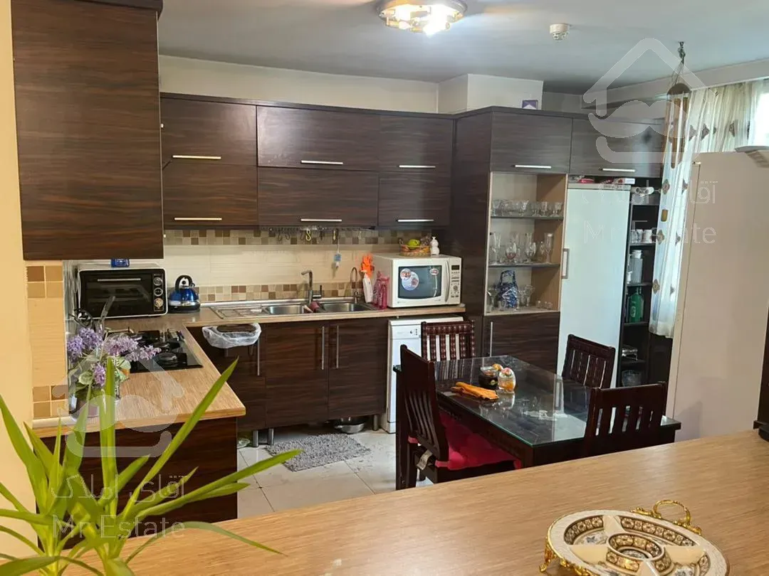 اجاره ۱۷۰متر شیک. سه جهت نور. بدون دیوار مشترک.محمودیه