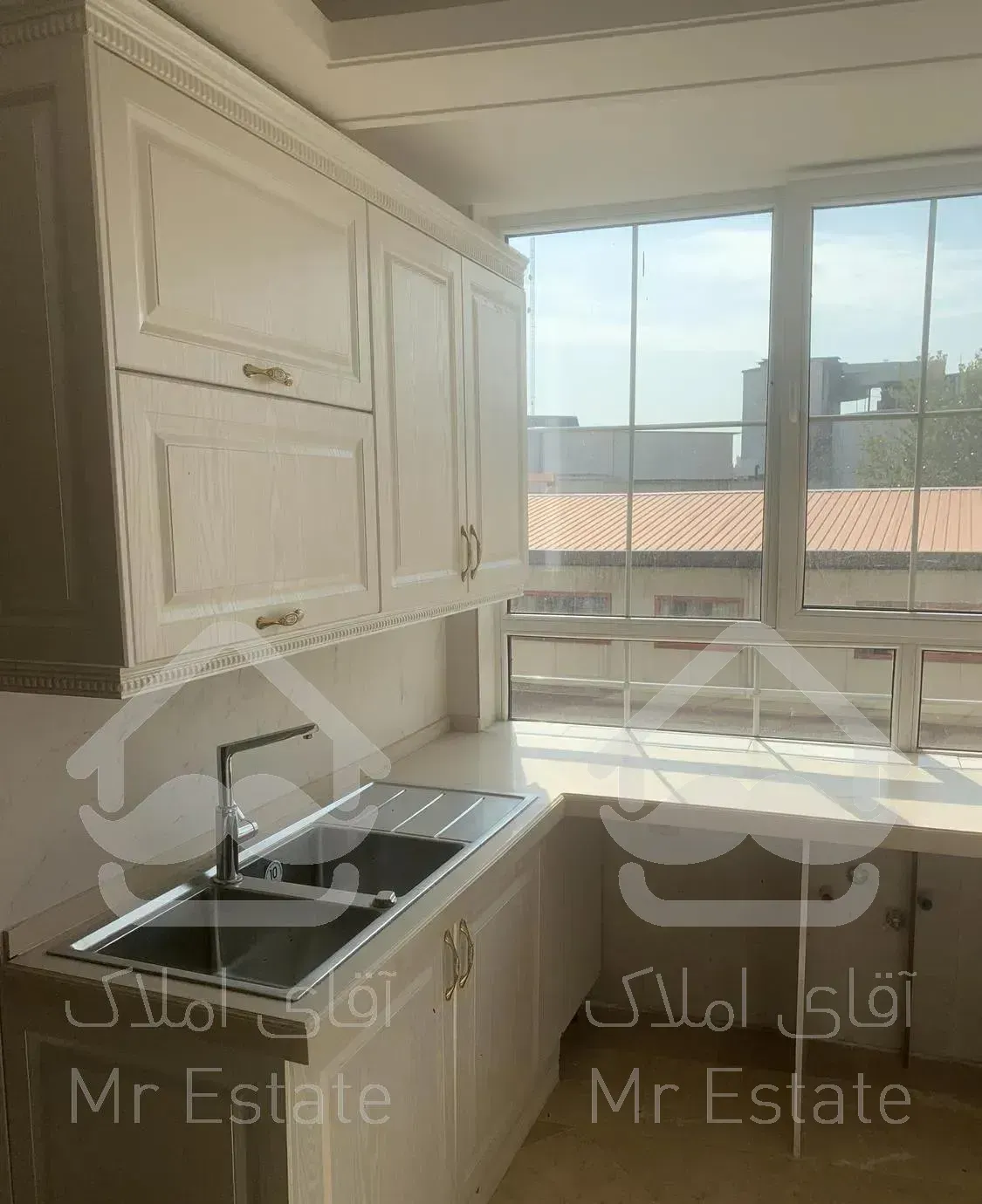 نوساز کلید نخورده 107متر