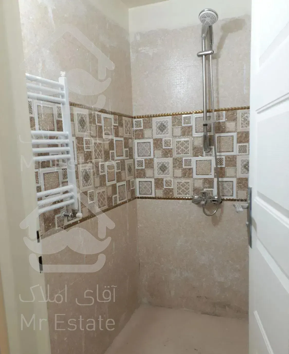 آپارتمان ۱۲۰متری۳خوابه،خ دریاباری