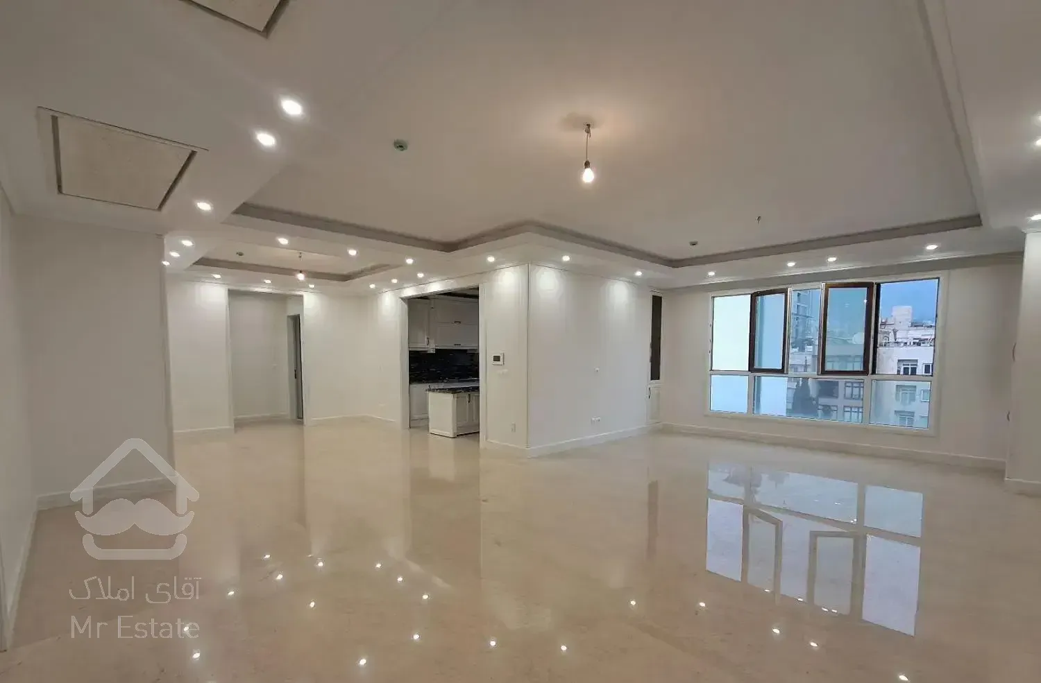 دیباجی سنجابی/ ۱۰۰ متر ۲ خواب/ زیر قیمت منطقه