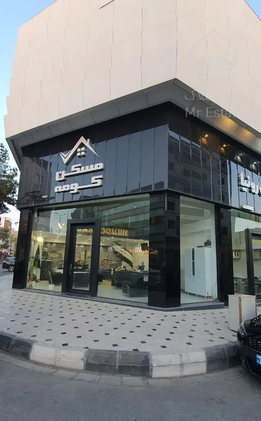 فروش آپارتمان ۱۳۵ متری . باغ فامیلی