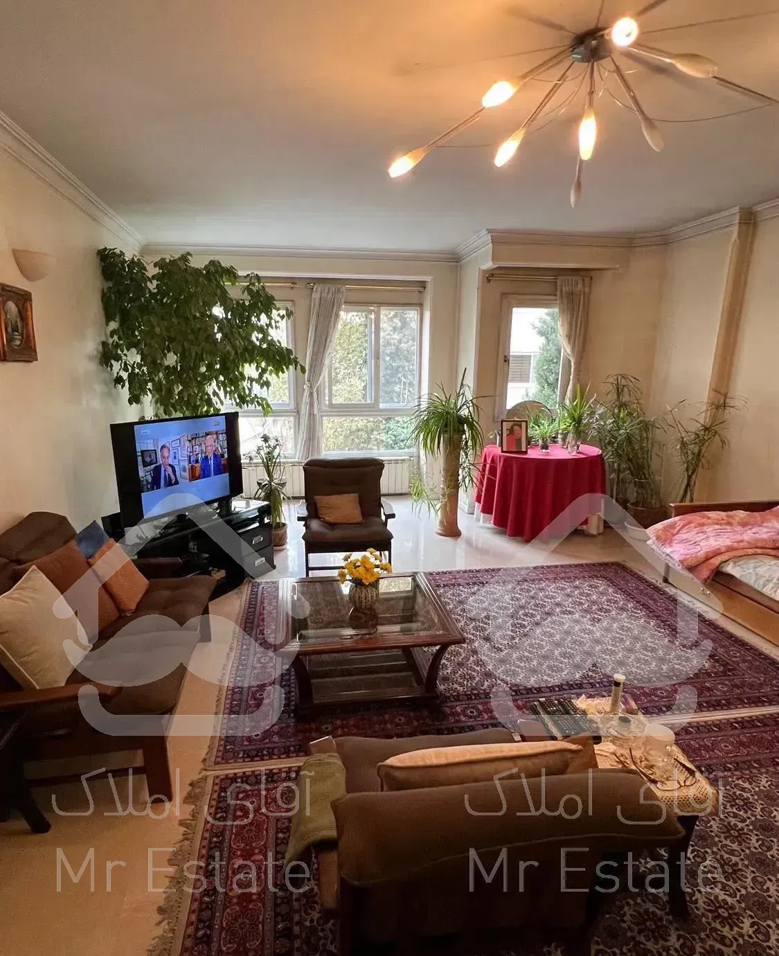 ١٣٨متر مسکونى ٣خواب* کوچه خلوت گاندى