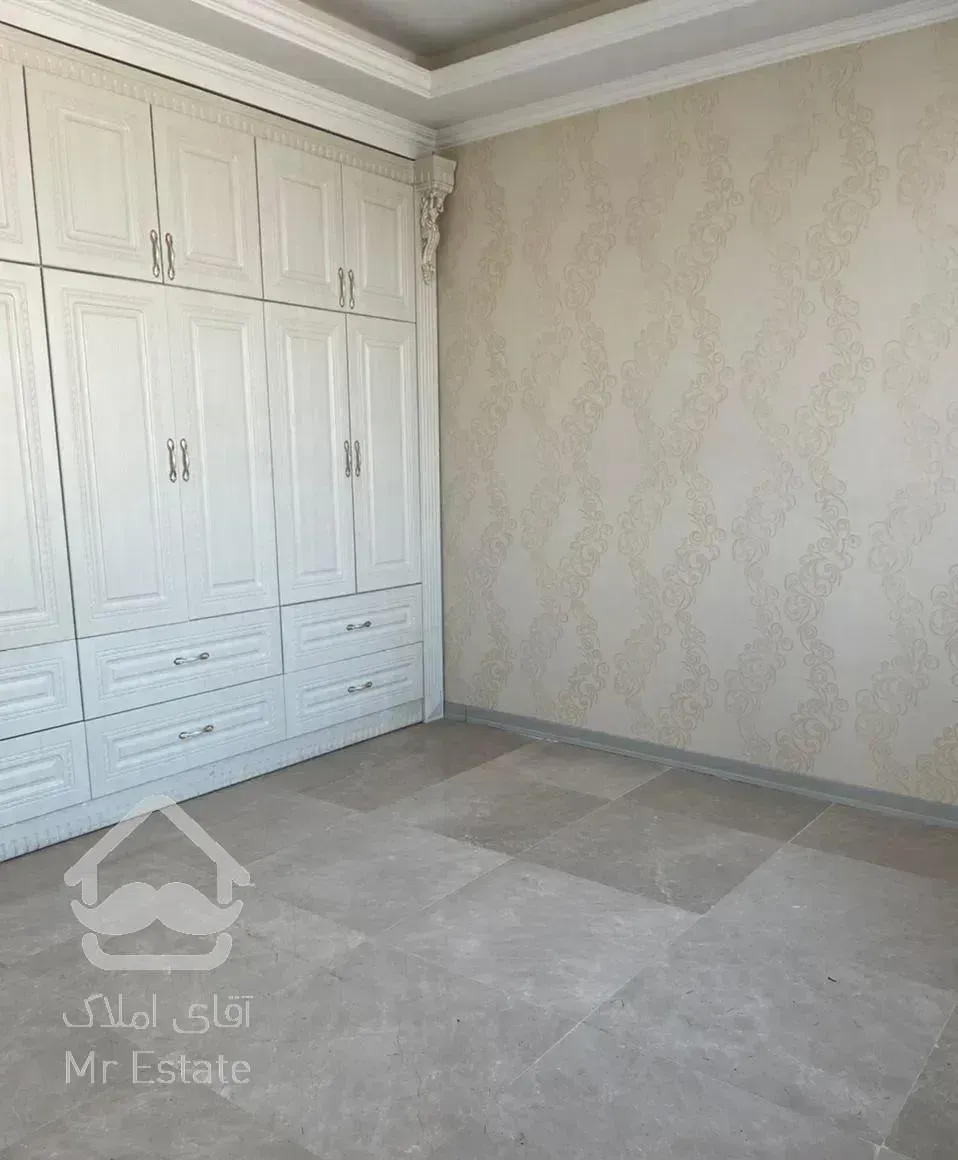 میرداماد ۱۴۰ متر نوساز با امکانات