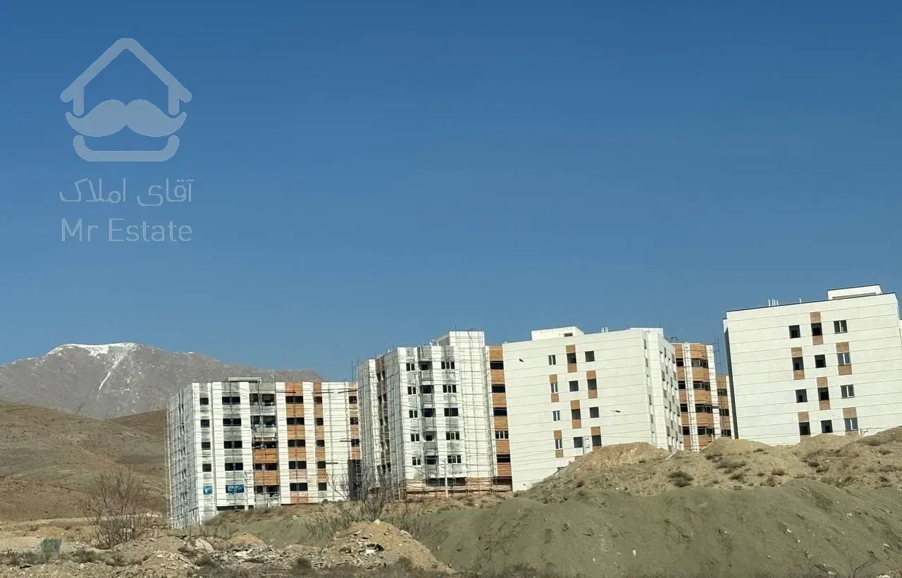 100 متر فرصتی استثنایی برای خانه دار شدن