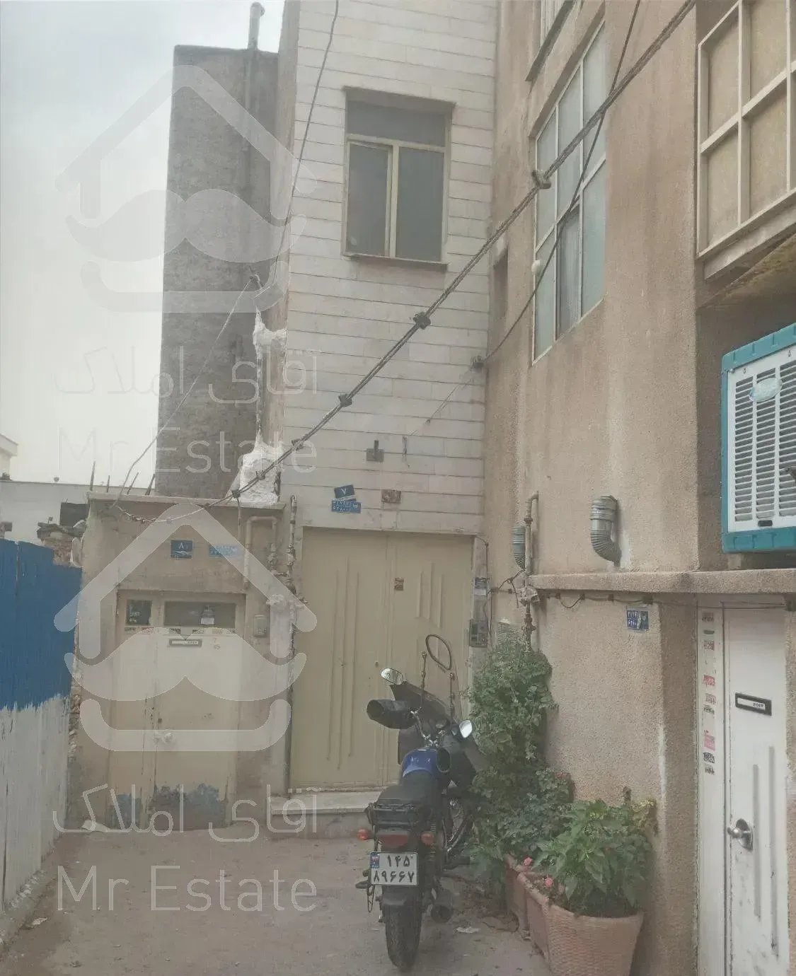 ۱۱۷ متر ازگل کلید نخورده ۳ خواب