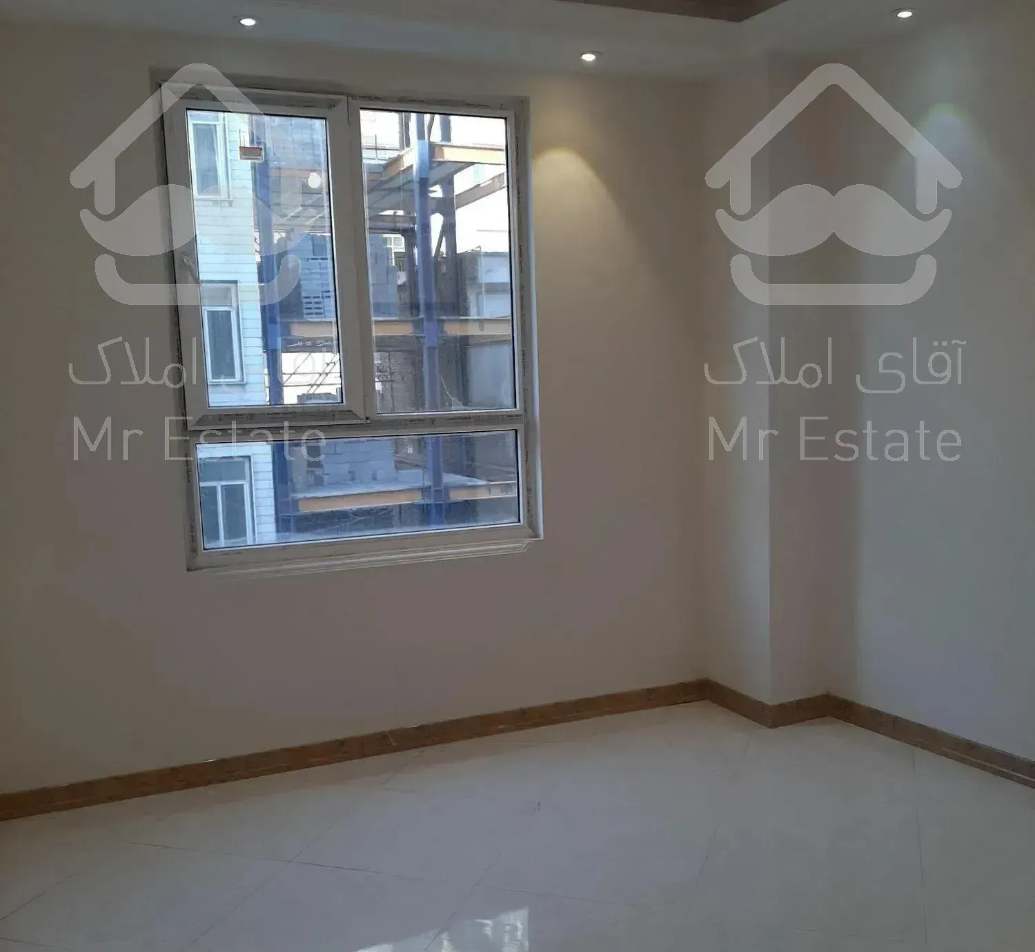 میدان ولیعصر 200متر 4 خواب تکواحد با دو پارکینگ