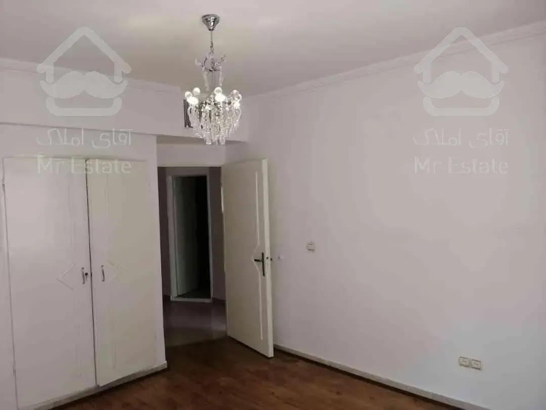 خرید. آپارتمان. سه خواب  صادقیه