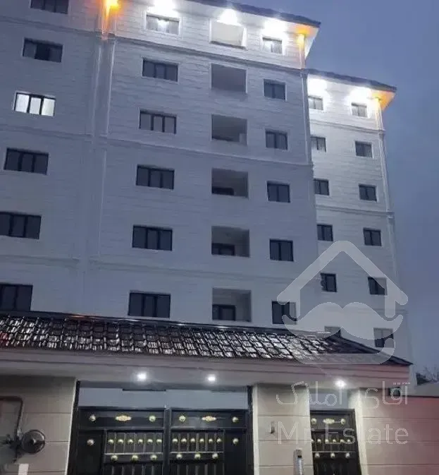 واحد 100متر ویوجنگل با تراس بزرگ طبقه4 کلید نخورده