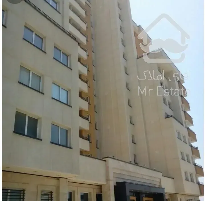 سه دانگ اپارتمان دربرج پلیمرواقع درکوهک تهران