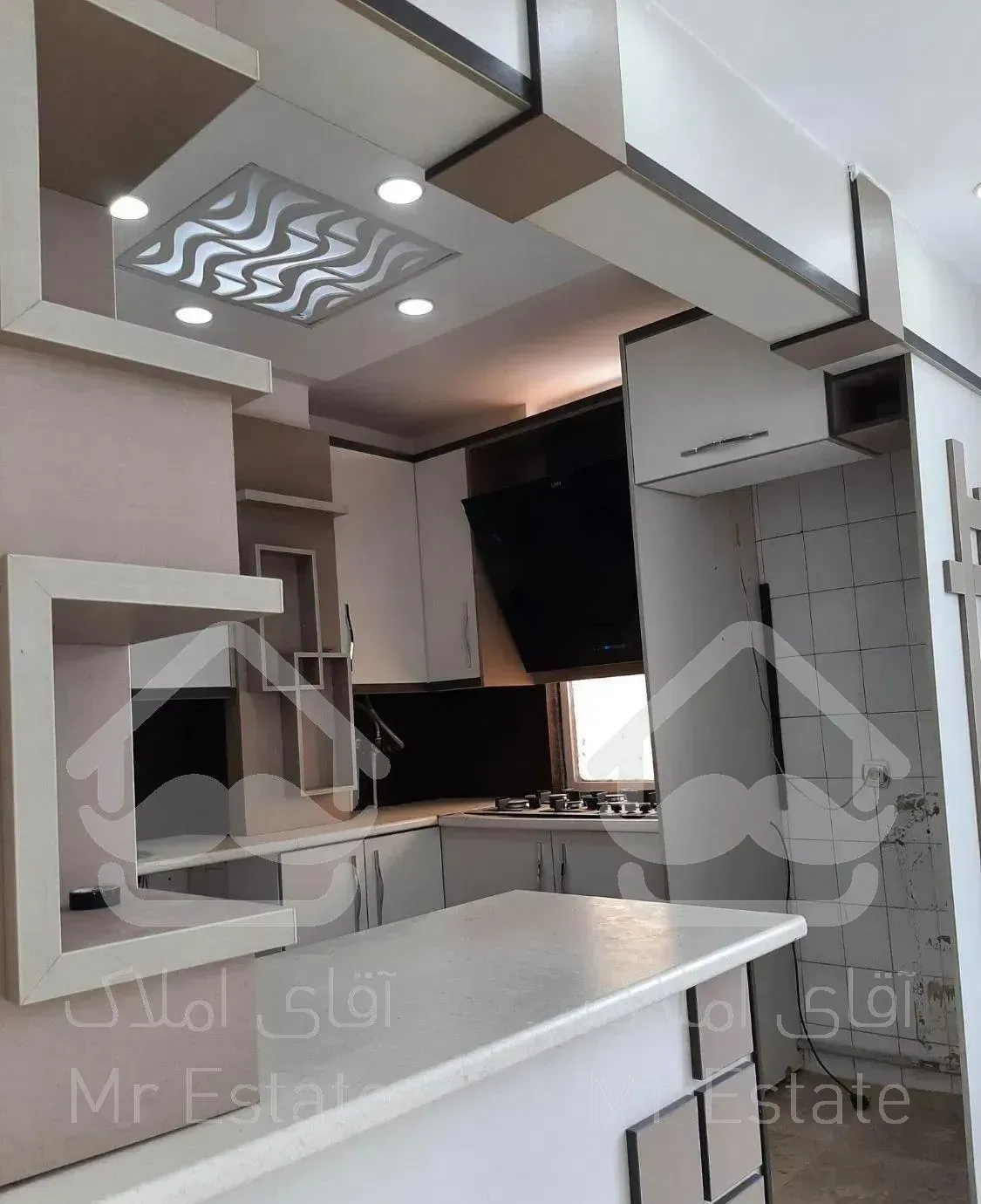 ۷۲متربازسازی کامل شاهین ویلا بلوار ظفر