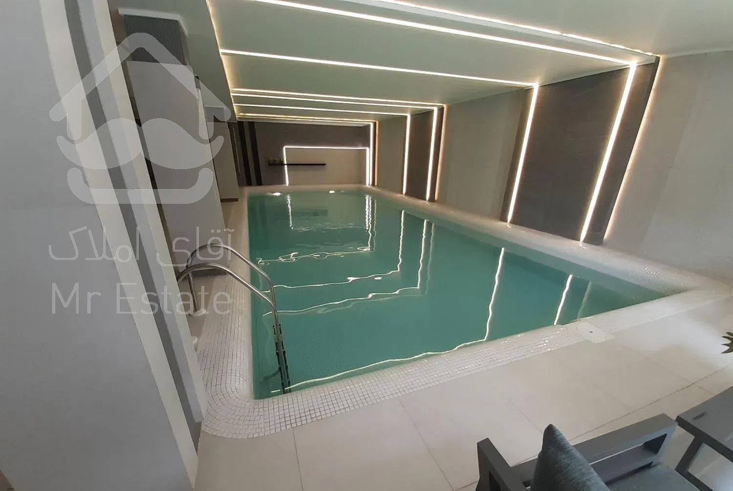 ۲۰۰ متر زعفرانیه، فول فرنیش